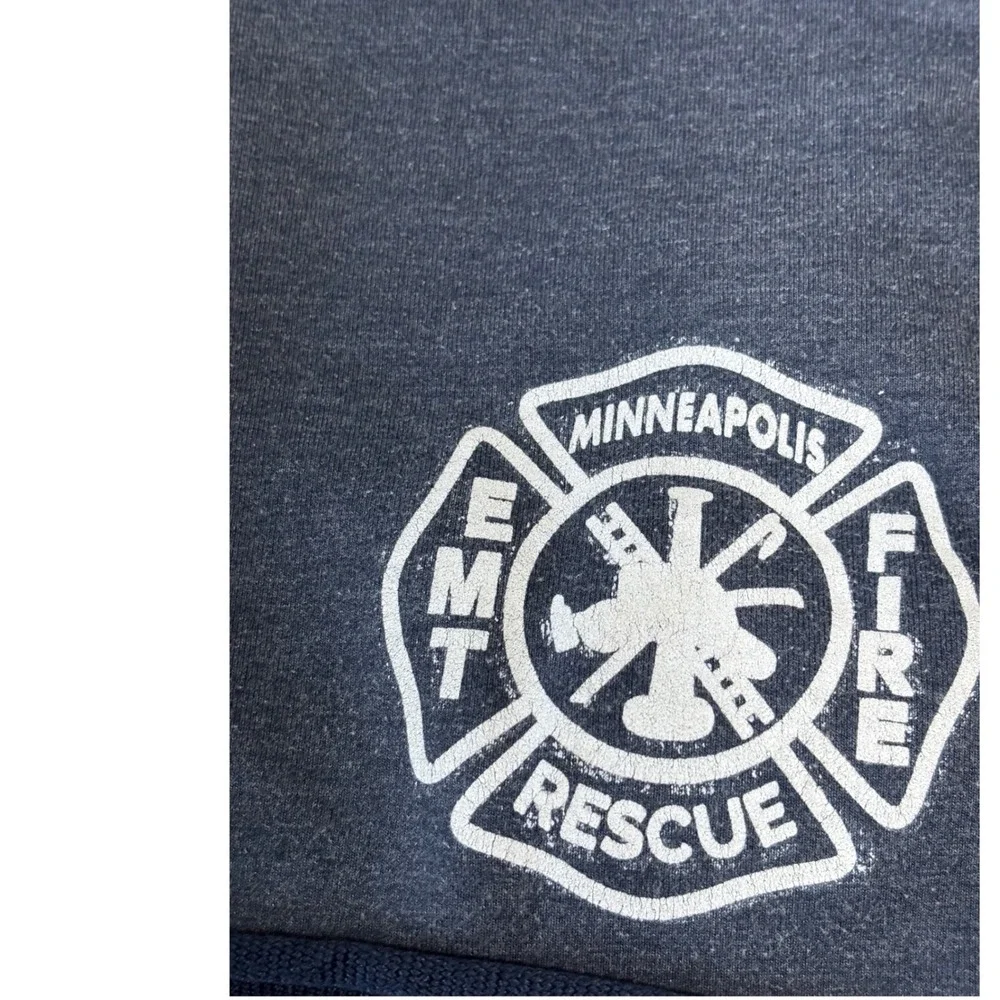 Lululemon City Sweat Shorts Mens‎ Navy Blue Minneapolis Fire EMT Rescue Logo